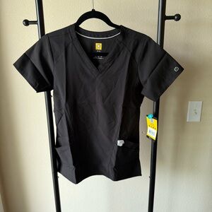 WonderWink Black Modern Fit Scrub Top